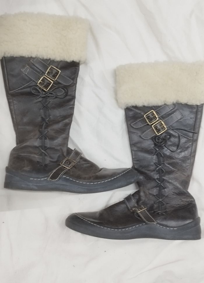 Bottes marron fourrées 36