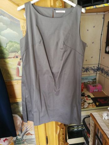 Jolie robe chasuble camaïeu