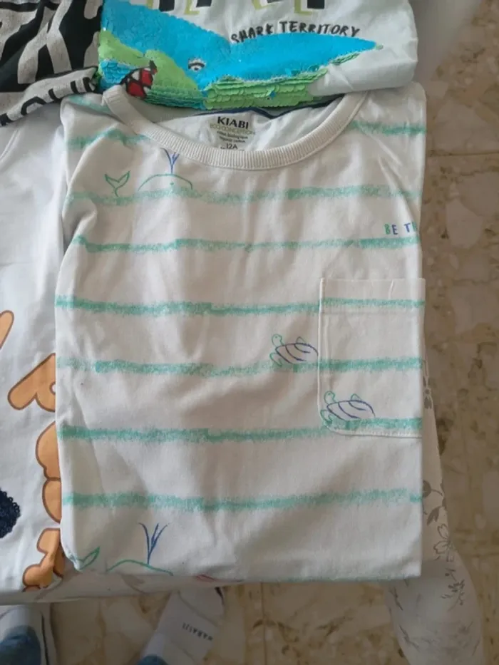 Lot t shirts manche courte 12 ans - photo numéro 6