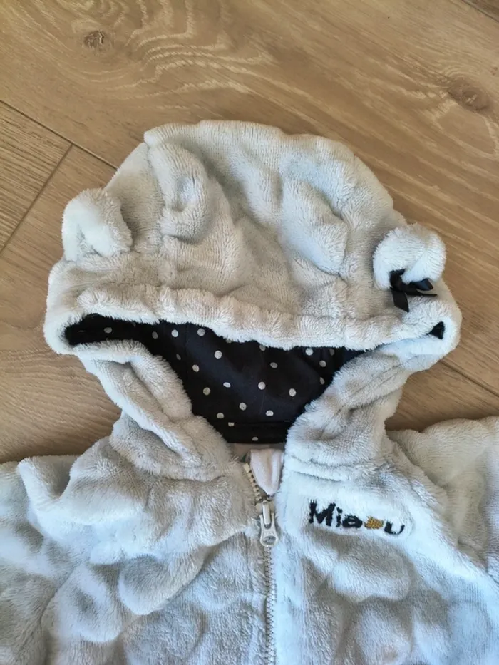 Veste en fourrure chaude hiver taille 6 mois - photo numéro 3