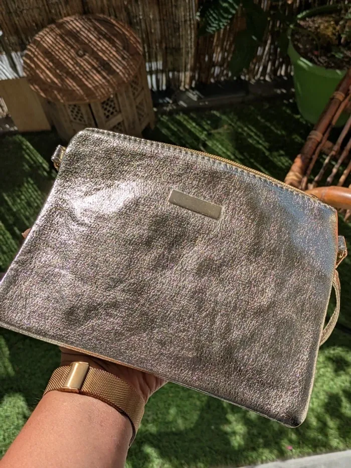 Sac à main doré – bandoulière – format compact & stylé - photo numéro 4