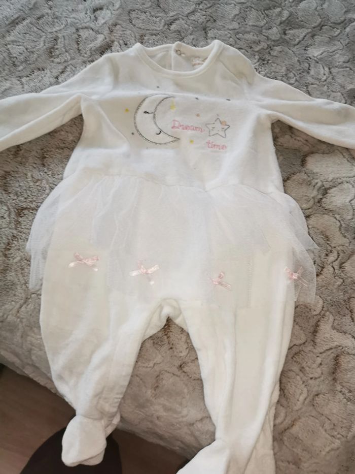 Combinaison et bodys 9 mois lot de 4 vêtements bébé - photo numéro 4