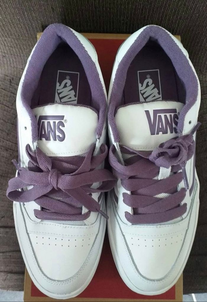 Vans cuir violette neuves