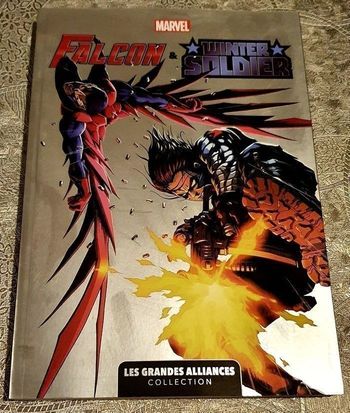 BANDE DESSINÉE MARVEL TOME 10 FALCON & WINTER SOLDIER