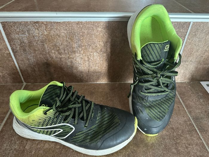 Baskets Artengo taille 37