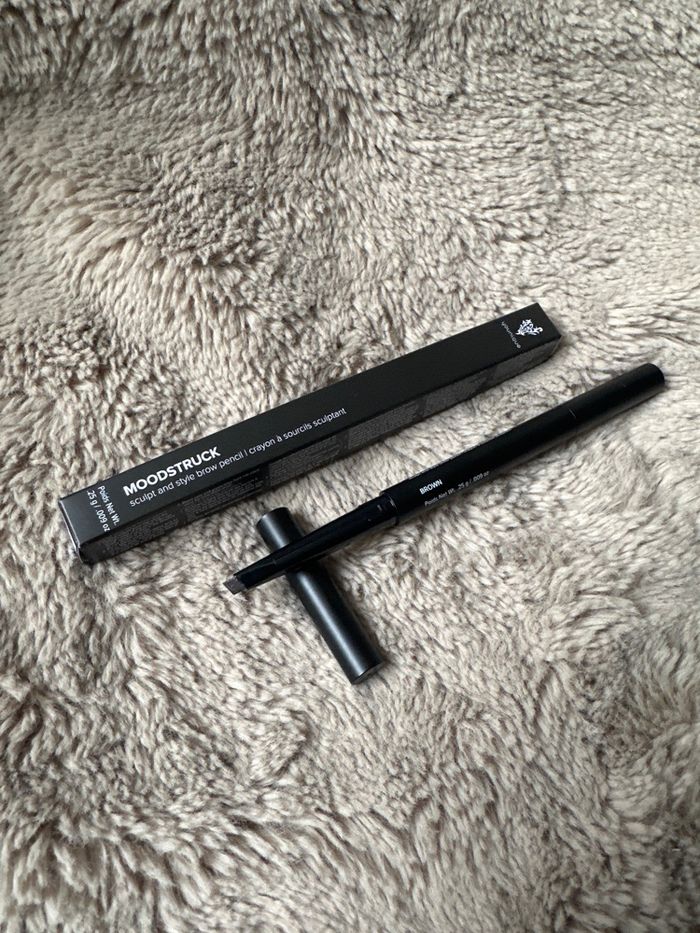 Crayon à sourcils Dark Brown Younique