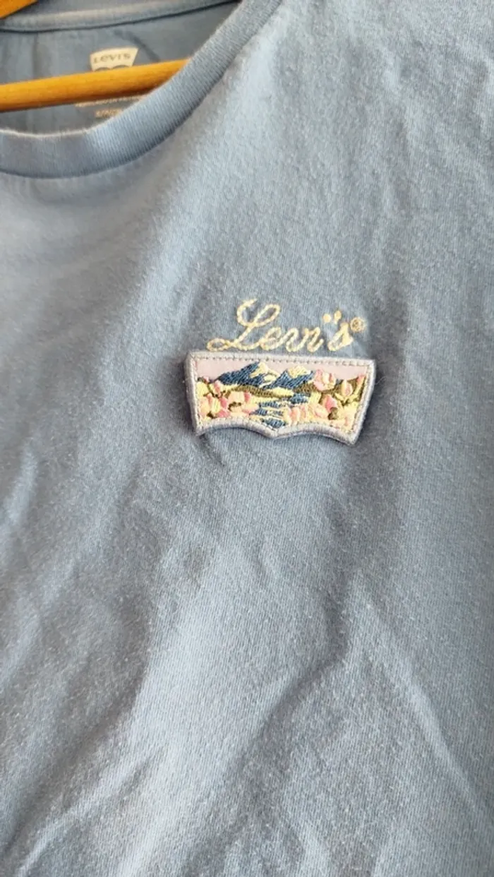 T shirt levi's - photo numéro 2
