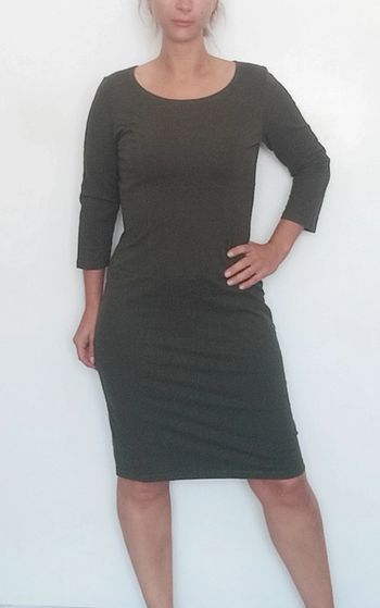 Robe midi stretch kaki taille 36