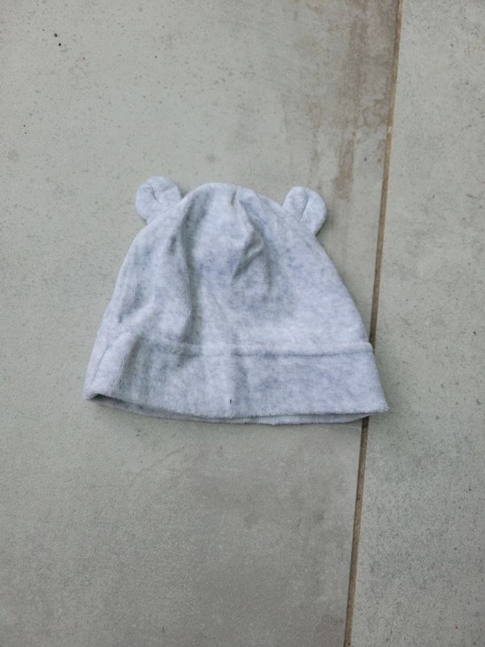 Bonnet gris bébé petit oreille