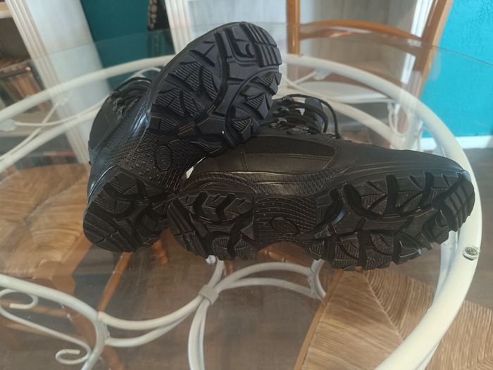 Chaussure haix scout Black taille 36. Prix 70€ - photo numéro 3