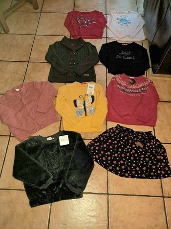 Lots de pulls sweats et gilets 6ans neufs