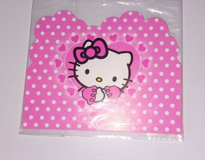 Lot de 10 invitations d'anniversaire Hello Kitty - photo numéro 3