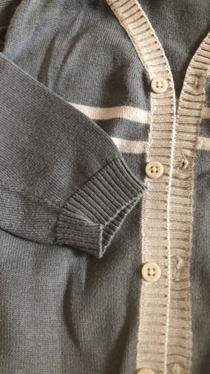 Gilet gris et gris clair - photo numéro 4