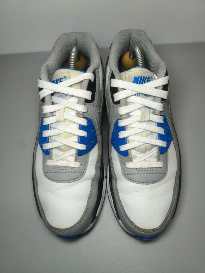 Baskets Nike air max 90 blanche bleu pointure 38.5 très bon état - photo numéro 4