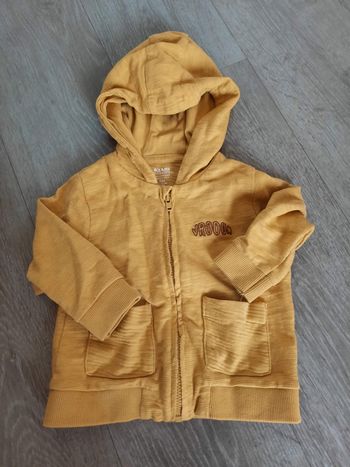 Veste légère à capuche