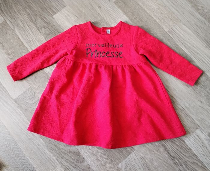 Robe Tissaia