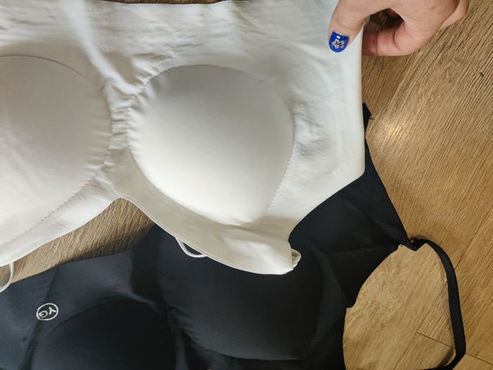 Lot de 2 soutiens gorge spécial dos nus Taille S - Neuf et emballé - photo numéro 2