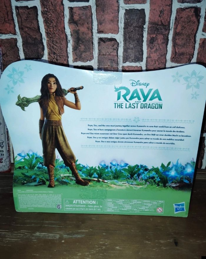 Coffret de figurines Disney Raya et le dernier dragon - photo numéro 2