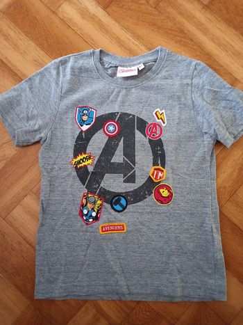 Tee-shirt  8 Ans " Marvel AVENGERS " TBE