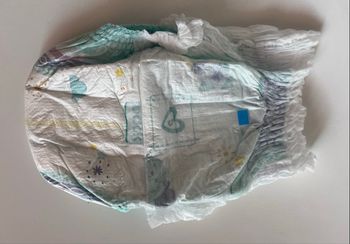 24 Couches-Culottes Pampers Night Pants, Taille 4 (9-15kg)