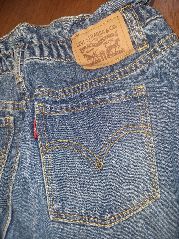 Jeans levi's 12ans - photo numéro 3