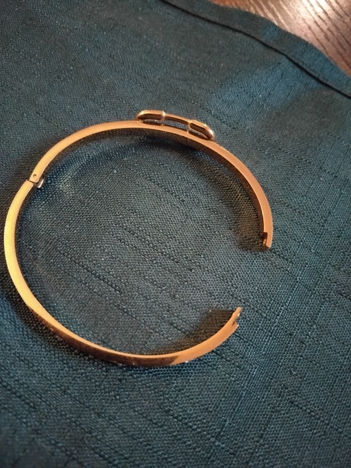 Bracelet neuf - photo numéro 3