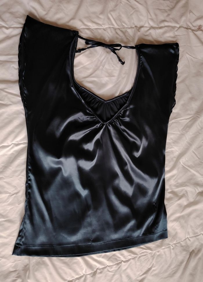 Top satiné