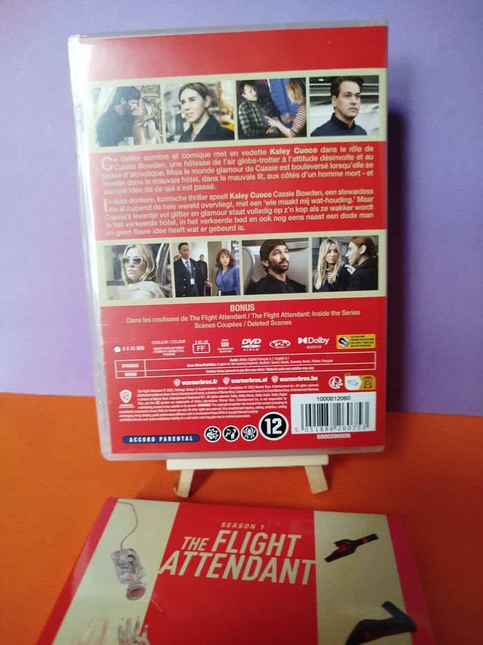The flight attendant - Saison 1 et 2 - DVD - photo numéro 3