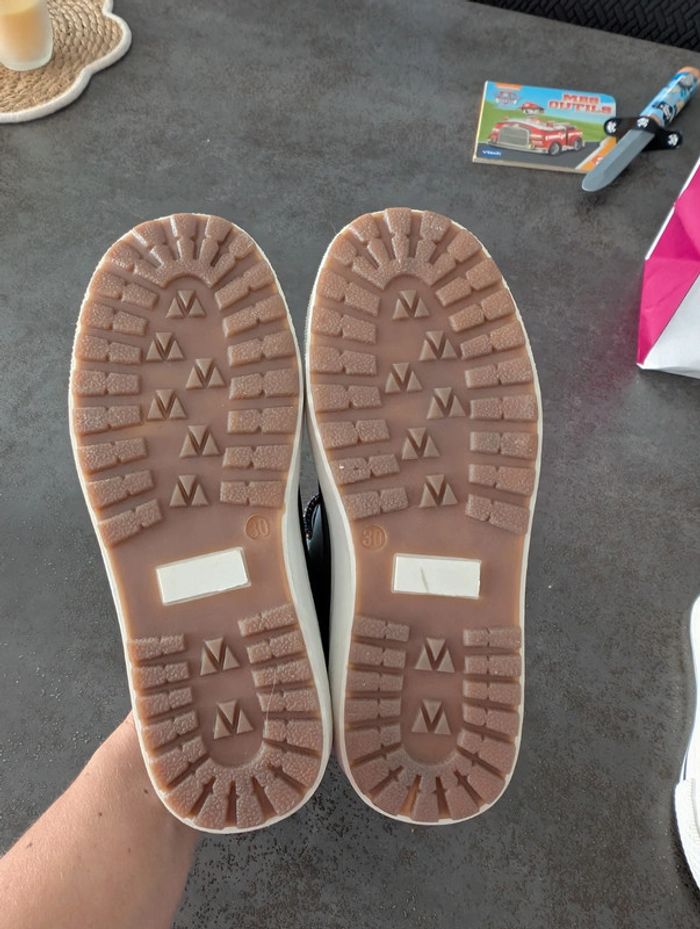 Baskets à lacets chics garçon 30 comme NEUVES - photo numéro 4