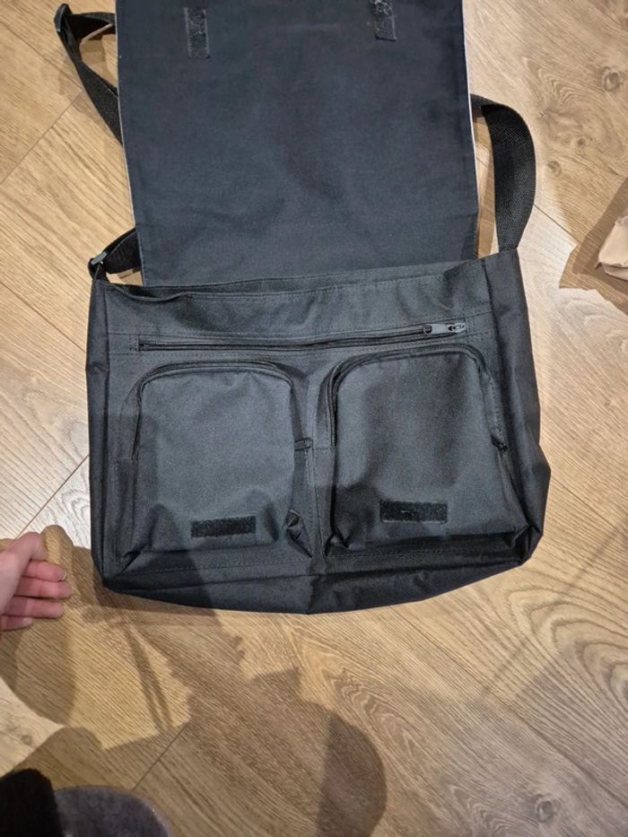 Sac bandoulière réglable neuf - photo numéro 2