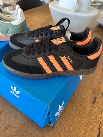 Lot de deux paires de basket adidas samba femme 