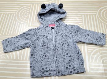 Gilet avec capuche 18 mois