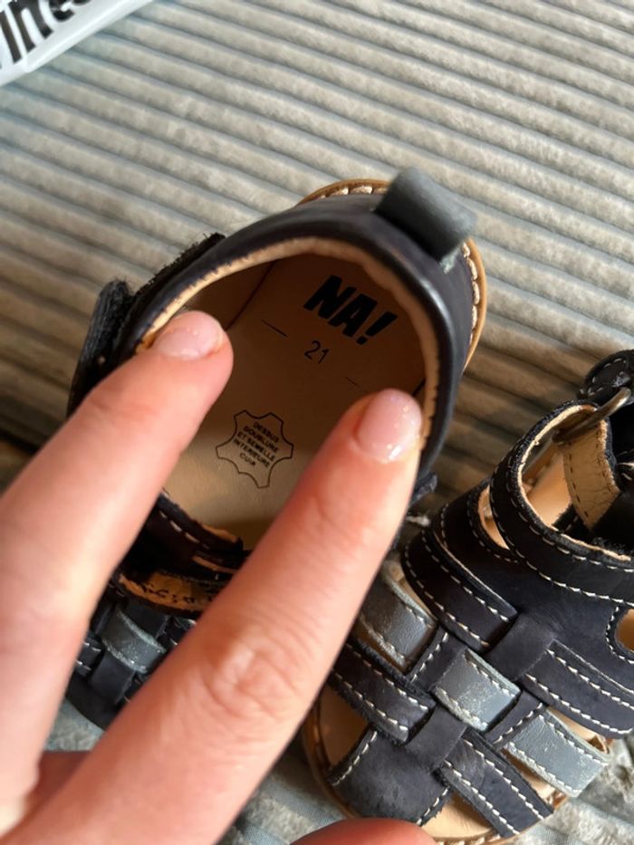 Chaussure sandale taille 21 - photo numéro 3
