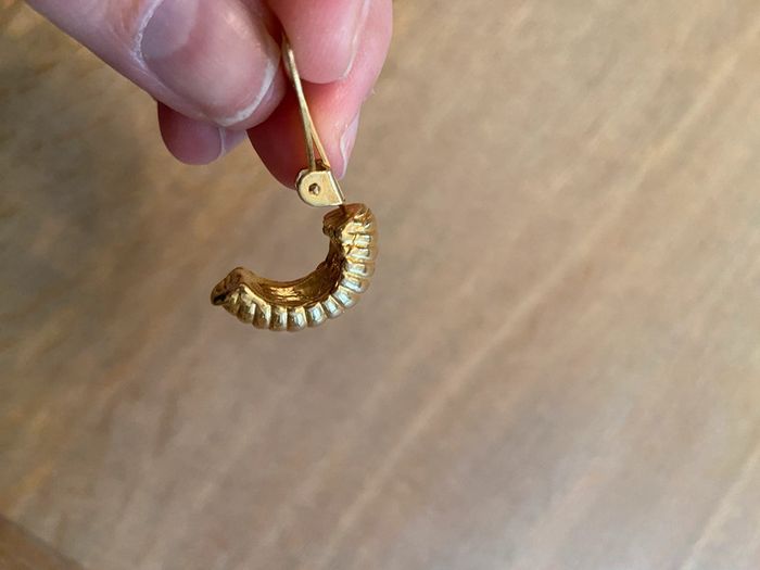 Boucles d’oreilles clip forme cabochon plaqué or - photo numéro 6