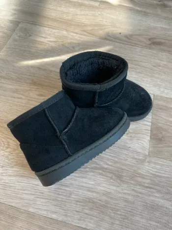 Bottines bébé hiver taille 22