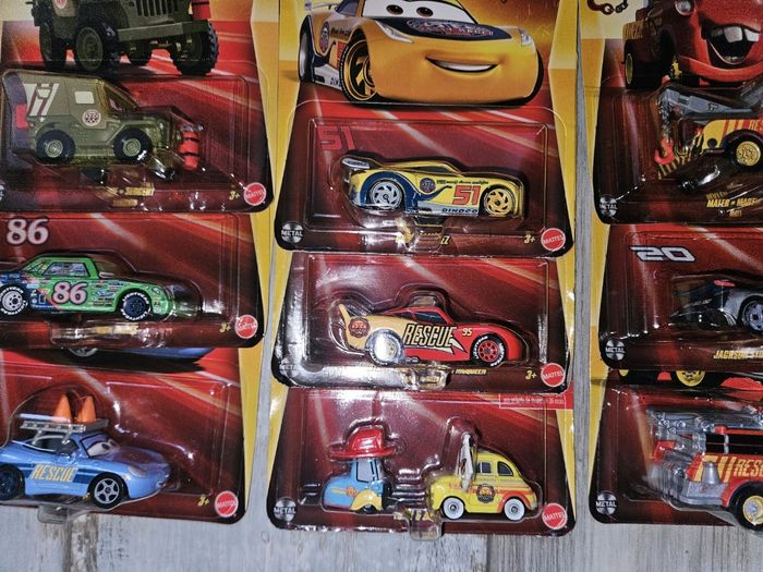 Lot de 9 nouvelles voitures cars Mattel Disney Pixar neuves nouvelles série spéciale 2025 - photo numéro 4