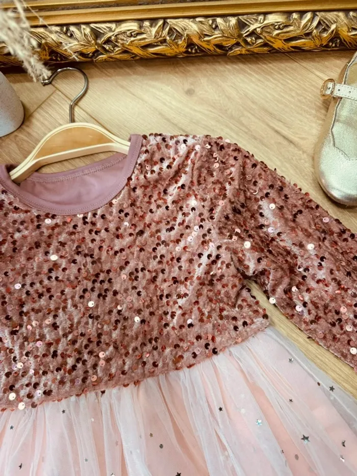 Taille 4 ans Robe à manches longues fille rose * velours tulle sequins * 💞 - photo numéro 3
