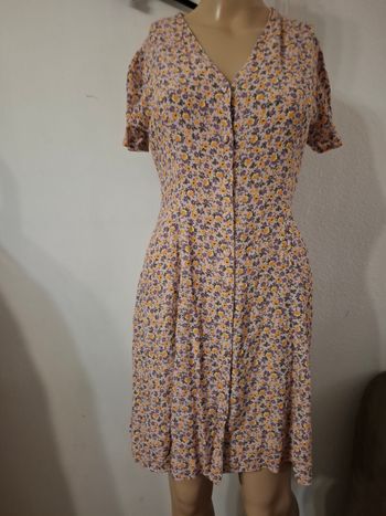 Robe chemise taille 36 en très bon état Mesure dans l'annonce