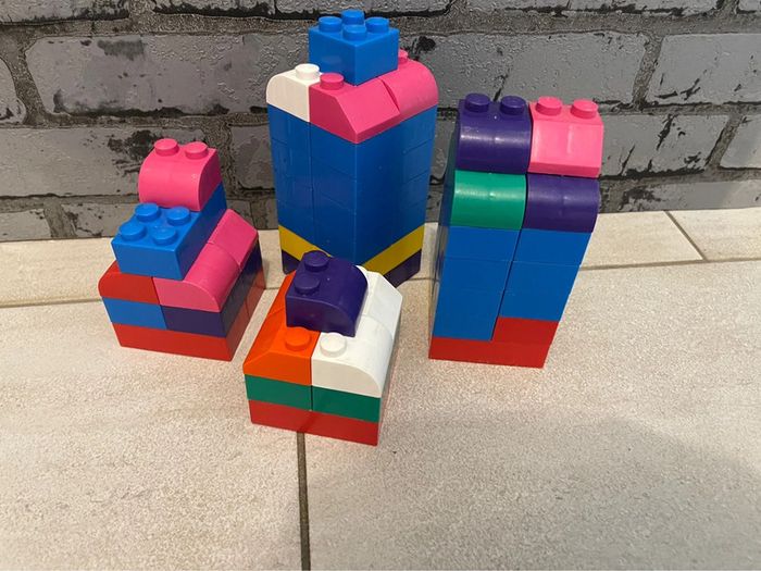 Lot de 70 legos