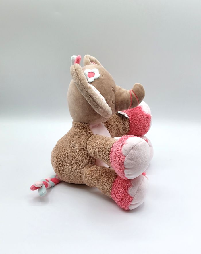 Doudou peluche éléphant beige rose NATTOU collection Charlotte et Rose 30 cm fleur cœur - photo numéro 4