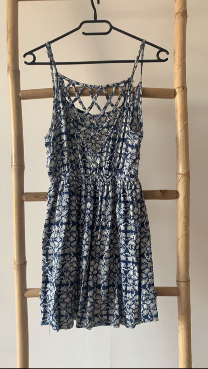 Robe bleu à motif avec des poches - photo numéro 2