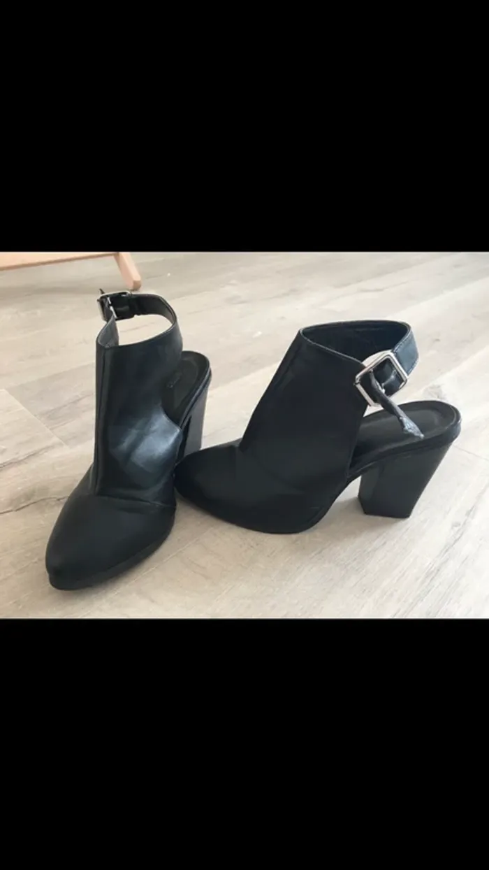Chaussures demi ouvertes Pimkie
