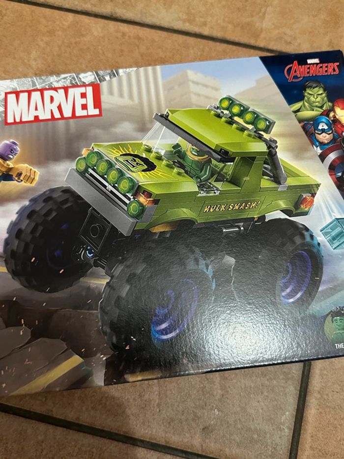 Set 76312 The hulk truck vs Thanos sans figurines - photo numéro 2