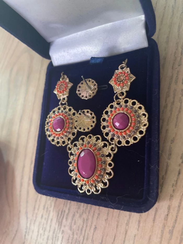 Parure collier et boucle d’oreille - photo numéro 2