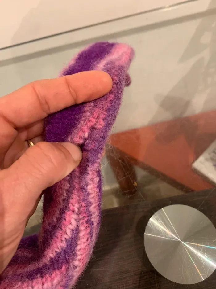 Gilet veste bébé ethnique laine violette – Capuche lutin 6/9 mois env. Made in Nepal - photo numéro 5