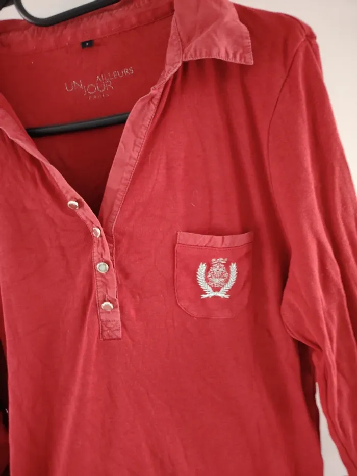 polo rouge taille 3 - photo numéro 3