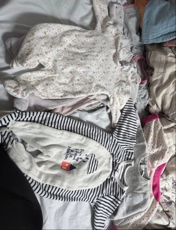 Lit pyjamas velours 3 mois fille 