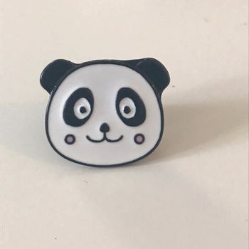 beau pins broche métallique