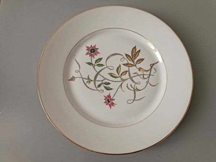 2 Assiettes émaillées Limoges France - photo numéro 2