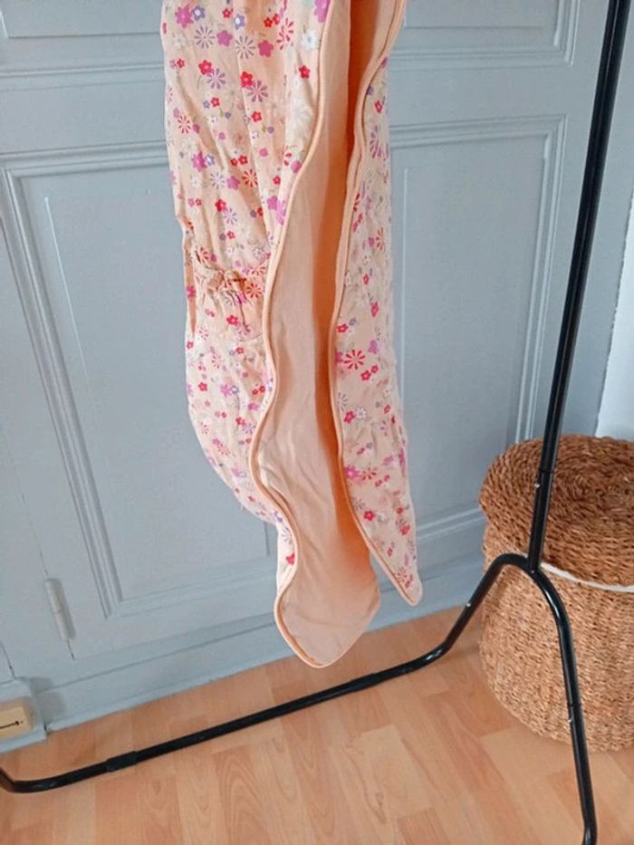 Gigoteuse motifs fleurs 🌸 Vertbaudet - 12/18 mois - photo numéro 3